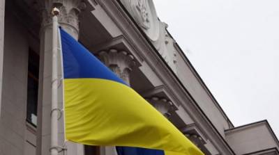 На Украине решили закрыться от России колючей проволокой