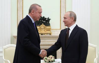 Путин обсудил с Эрдоганом поставки "Спутника V" в Турцию