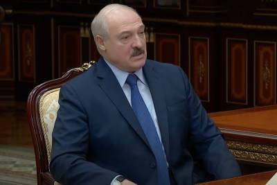 Лукашенко показал «любимый дворец», в котором он жил с сыном