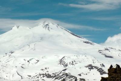 Российский альпинист обнаружил на Эльбрусе замерзших заживо людей