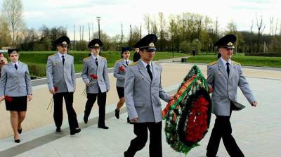 Молодые следователи Минской области приняли участие в акции "Вахта памяти"