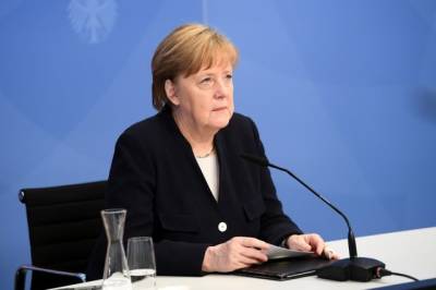 Меркель назвала «поведение РФ» одной из причин изменения баланса сил в мире