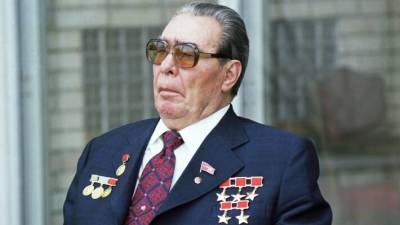 39 раз Герой Советского Союза: за что Брежнев получил свои награды