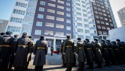Порядка 200 военных ЗВО получили жилье в Ленинградской области