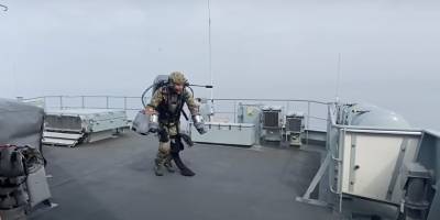 «Железный человек» стал реальностью: британский флот испытывает реактивный костюм (видео)