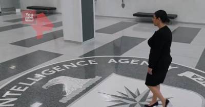 "Я цисгендерный миллениал": ЦРУ высмеяли за политкорректную рекламу
