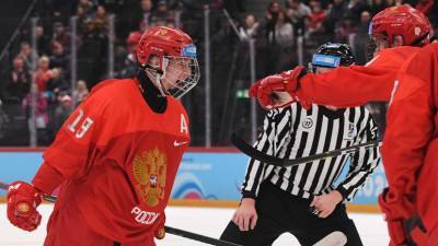 Мичков забросил 11-ю шайбу на ЮЧМ-2021 по хоккею