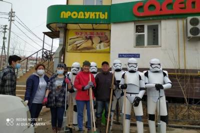 Улицы Якутска убирали штурмовики из киносаги «Звёздные войны»