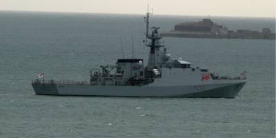 Британия направила два патрульных корабля к острову Джерси после угроз Франции о блокаде