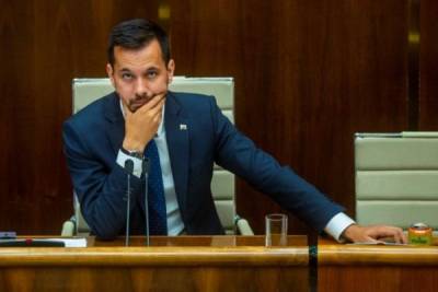 Вице-спикер парламента Словакии поплатился за несоблюдение карантина