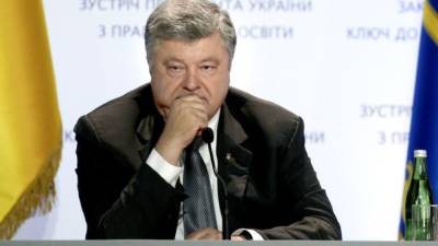Украинский политолог рассказал про новый офшорный скандал с Порошенко
