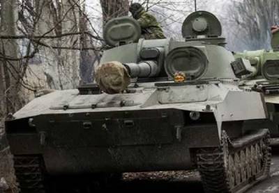 В Луганске сняли российские танки