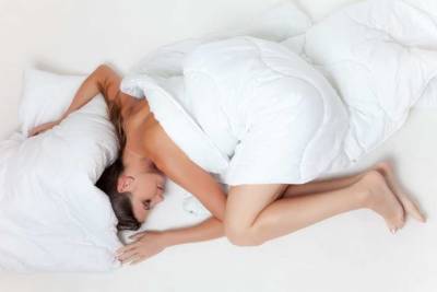 Сомнолог Царева: Долгий сон может быть симптомом болезненного состояния