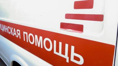 Медики госпитализировали двух детей и троих взрослых после ДТП под Волгоградом