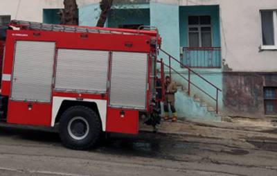 В Харькове спасатели эвакуировали жителей дома из-за телевизора: фото и детали ЧП