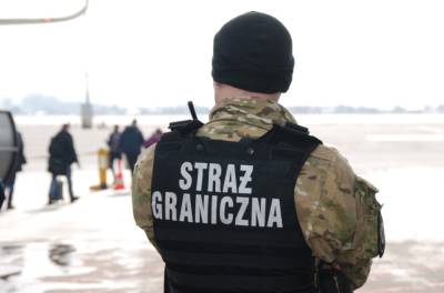 Украинка сообщила о "бомбе" в аэропорту Польши: прибыли взрывотехники
