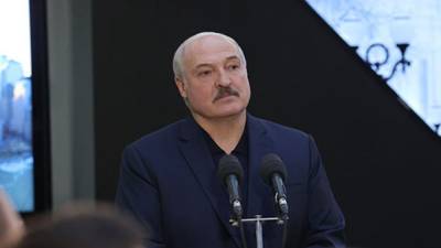 Лукашенко заявил о готовности ответить в случае новых санкций против Белоруссии