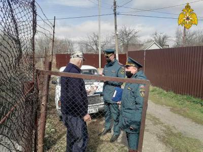 Спасатели рассказали жителям пригородной зоны Ульяновска о пожарной безопасности