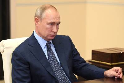 Путин сравнил российские вакцины от COVID-19 с автоматом Калашникова