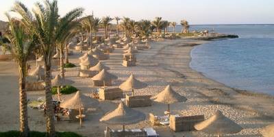 Египет ограничивает работу магазинов, ресторанов, пляже из-за пандемии коронавируса - ТЕЛЕГРАФ
