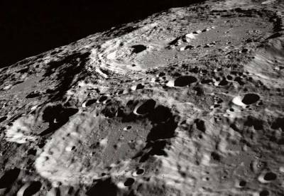 Ученые NASA хотят превратить большой кратер на темной стороне Луны в мощный радиотелескоп