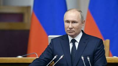 Путин сообщил об отслеживании ситуации с COVID-19 в других странах