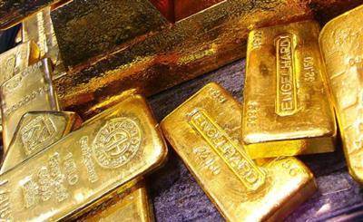Стоимость золота превысила $1800 за унцию впервые с февраля на ослаблении доллара