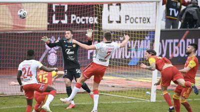 КДК РФС оштрафовал «Спартак» за поведение фанатов на матче с «Арсеналом»