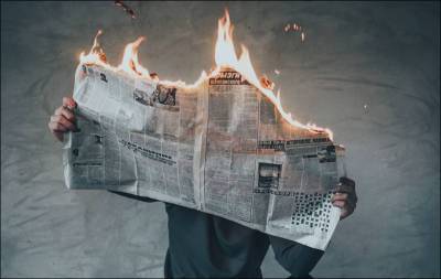 Независимые СМИ в Беларуси, похоже, решено выжечь огнеметом