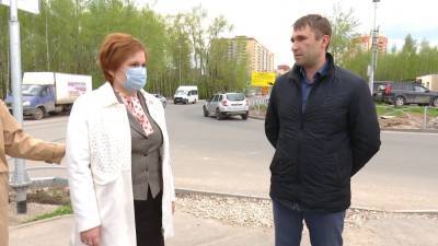 Елена Сорокина оценила ход ремонта дороги на улице Шереметьевской