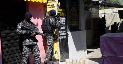 В Рио-де-Жанейро в перестрелке с полицией погибли 25 человек