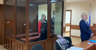 Суд в Москве арестовал фигурантов дела о смертельном пожаре в гостинице "Вечный зов"
