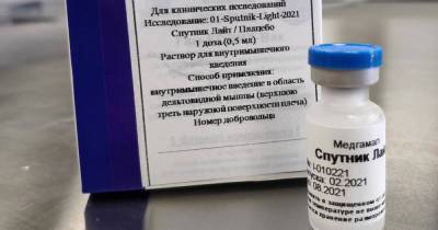 Профессор Зуев сравнил вакцины "Спутник V" и "Спутник Лайт"