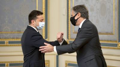 Украинскую демократию разъедает коррупция – Блинкен
