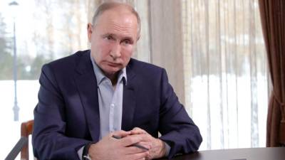 Путин впервые стал президентом России ровно 21 год назад