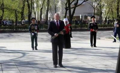Николай Цуканов принял участие в церемонии возложения цветов к памятнику маршалу Жукову
