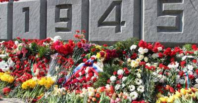 Нацблок и НКП 9 мая будут следить за работой полиции возле памятника Победы