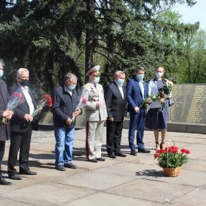 В Шевченковском районе почтили память погибших в годы Второй мировой войны