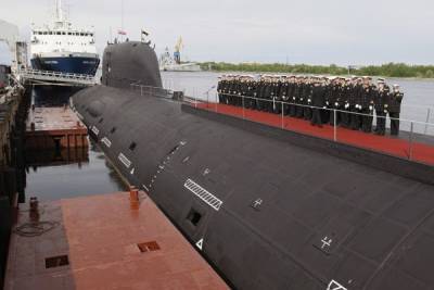 Носитель крылатых ракет атомная подлодка «Казань» вошла в состав ВМФ России