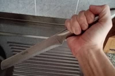 В Токаревском районе мужчина разрешил конфликт с помощью ножа