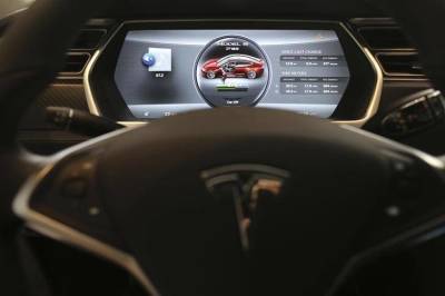 Tesla вряд ли создаст полностью беспилотную систему до конца года