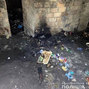 В Киеве двое парней избили и подожгли мужчину: пострадавший скончался. Фото. Видео