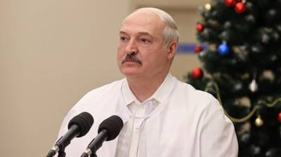 Лукашенко анонсировал белорусскую вакцину от COVID-19