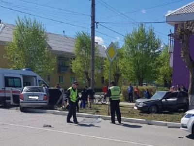 Четверо пострадавших: на Южном Урале столкнулись две иномарки