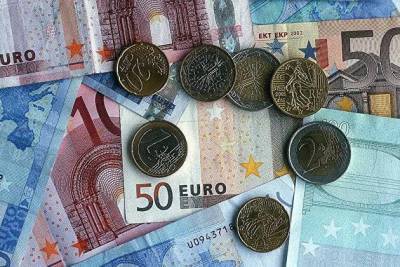 Евро дорожает к доллару на статистике из Германии