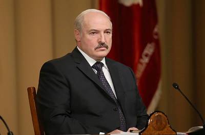 Лукашенко назвал условие для проведения досрочных выборов президента Белоруссии