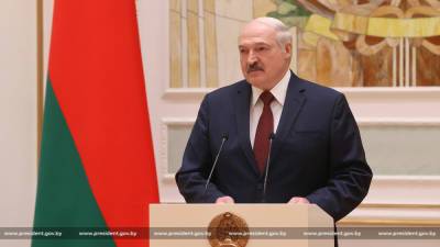 Лукашенко скрывает, за что выдает награды чекистам