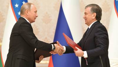 Владимир Путин обсудил с президентом Узбекистана производство «Спутник V» на территории страны