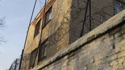 Украинские власти начали торговать тюрьмами