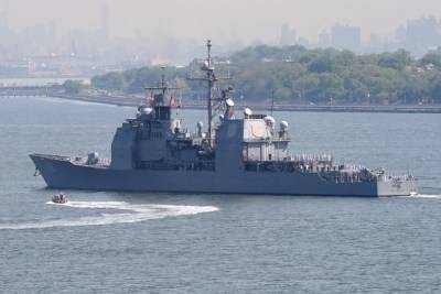 Сломался крейсер США, направленный "устрашать" российский флот в Средиземном море